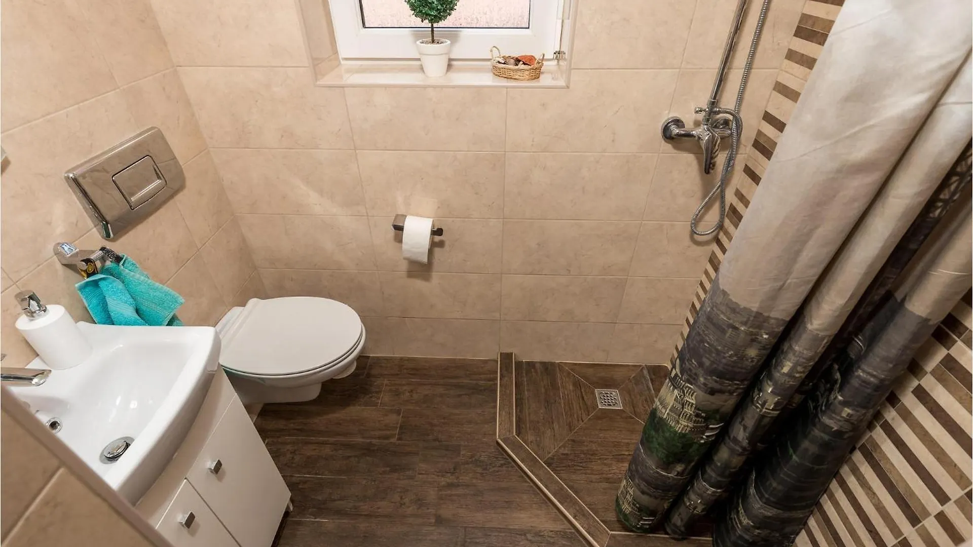 3 Bedroom Amazing Home In Kastav 0*,